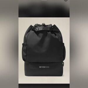 Beyond Yoga | Bags | Beyond Yoga Backpack Convertible Gym  display picture 3